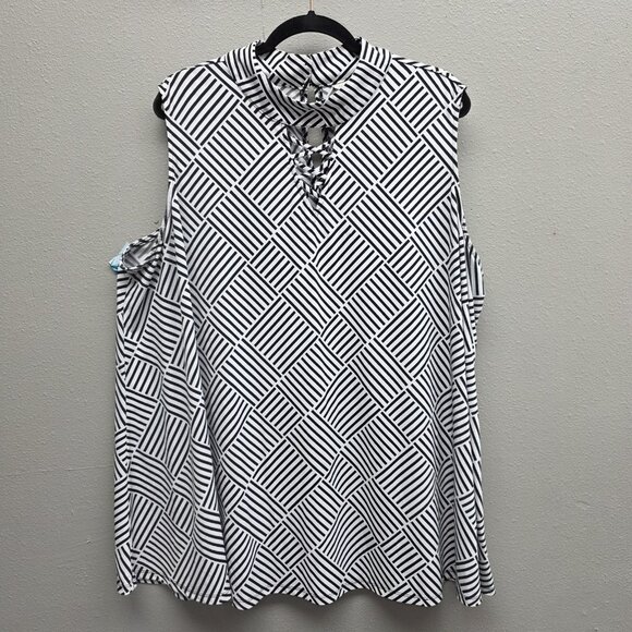 Cato Shirt Womens 26/28W Black White Sleeveless Mock Neck Lattice Keyhole Print - Picture 1 of 10